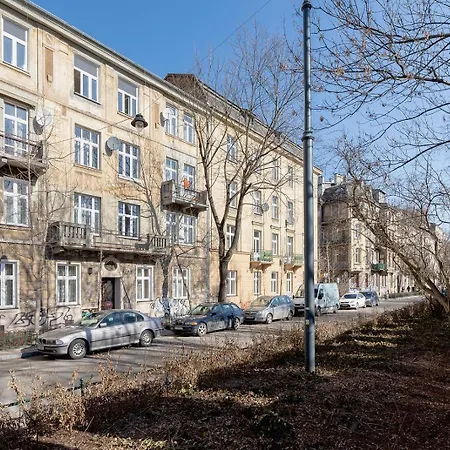 Daire With Balcony - Paulinska 8 Street *