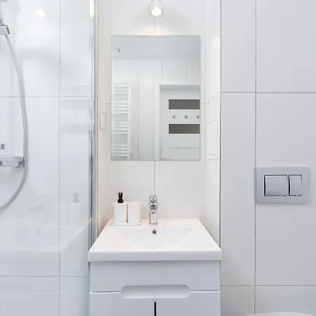 Silk Cloud Stay - 1Br & Balcony - Old Town Lägenhet *